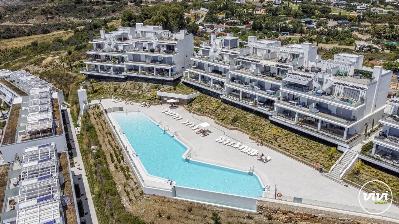 Vivi Homes - Pool, Golf & Terrace Apartamento *