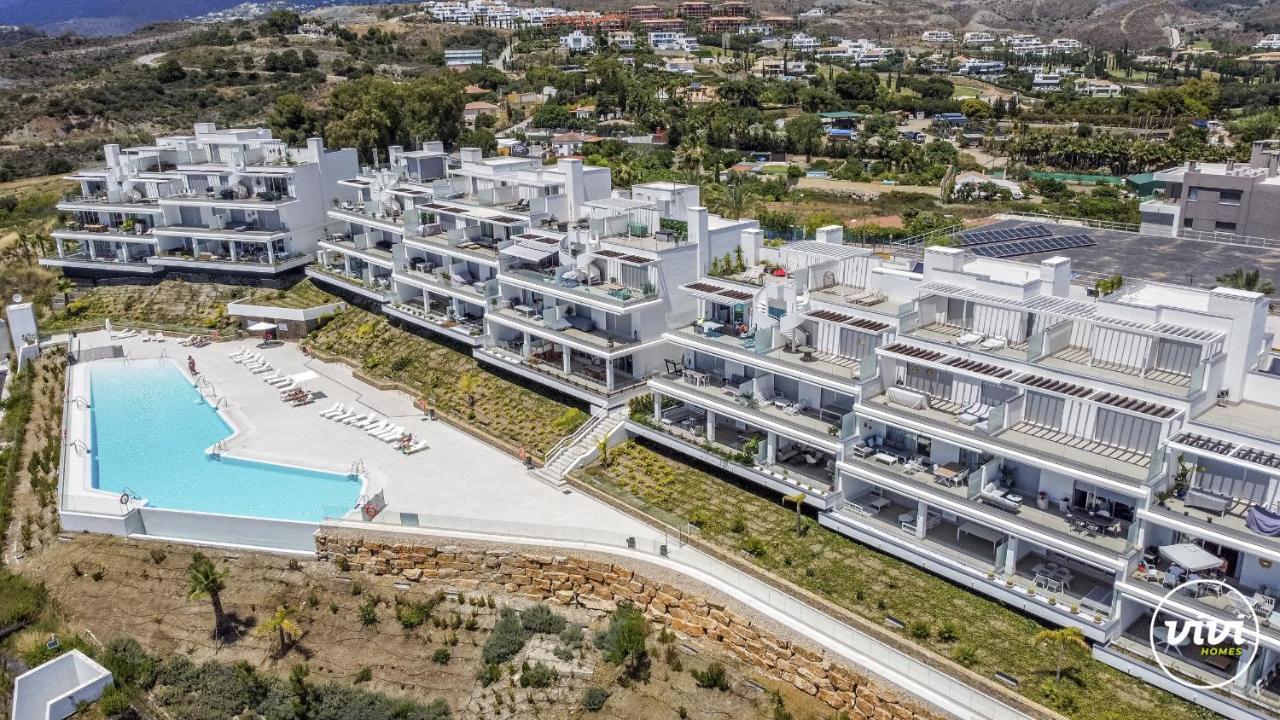 Vivi Homes - Pool, Golf & Terrace Apartamento