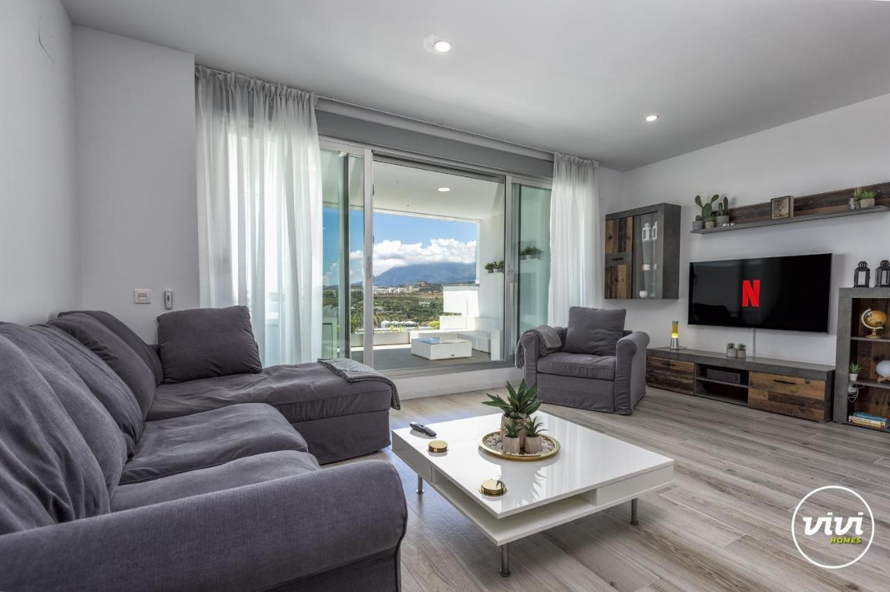 Vivi Homes - Pool, Golf & Terrace Apartamento