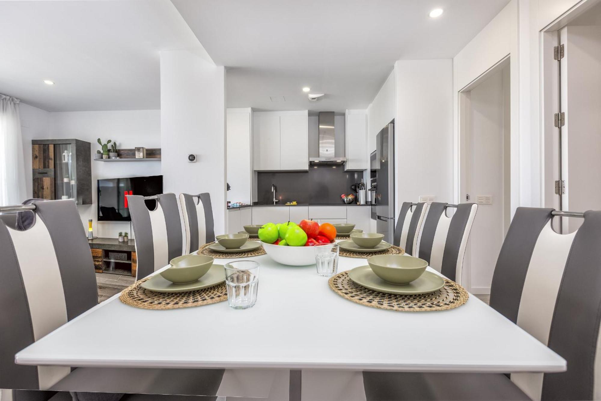 Vivi Homes - Pool, Golf & Terrace Apartamento *